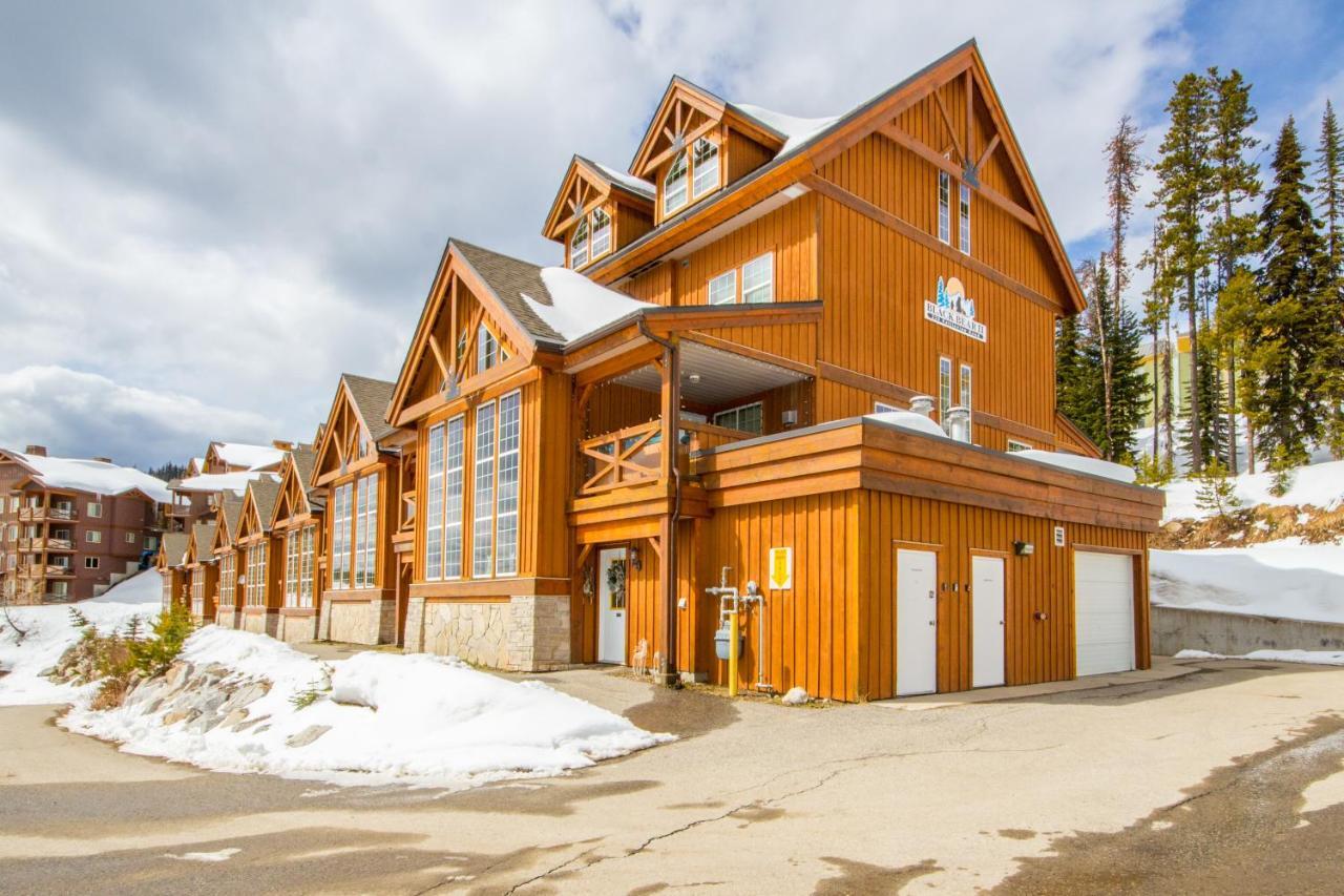 3 Bedroom 3 Bath Ski In Ski Out With Private Hot Tub Big White Eksteriør bilde